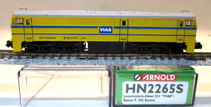 Arnold 2265S Diesellok BR321 VIAS-6 gelb SOUND