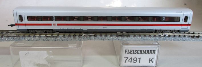 Fleischmann 7491 ICE-2 Mittelwagen-1 1.Kl. DBAG-6