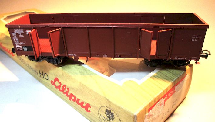 Liliput 24400 Güterwagen/4-achsig EAOS DB-4