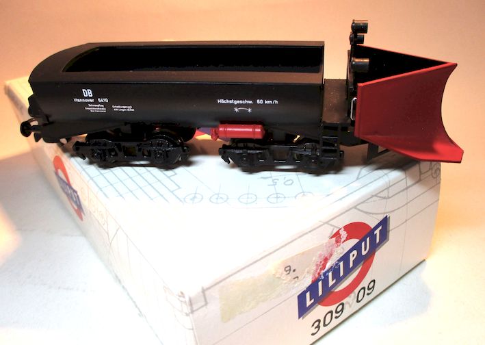 Liliput 30909 Schneepflug/4-achsig auf Basis Wannentender DB-3