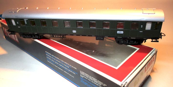 Lima 309131 Personenwagen/4-achsig 'Hecht' 2.Kl. DB-3 grün