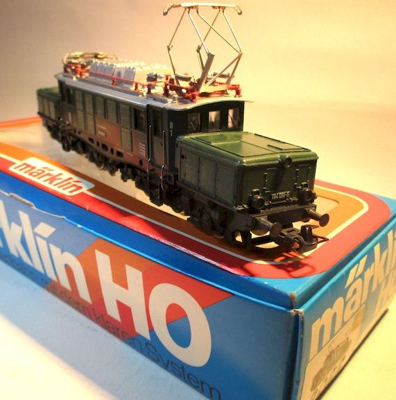 Märklin 3022 Ellok BR194.091 grün DB-4 ANALOG