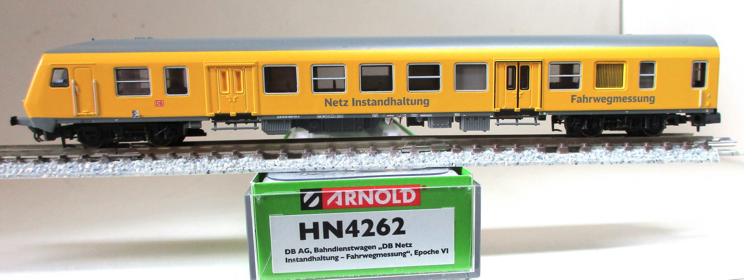 Arnold 4262 Bahndienstwagen 'DB Netz Instandhaltung - Fahrwegmessung' gelb DBAG-6 mit Lichtwechsel