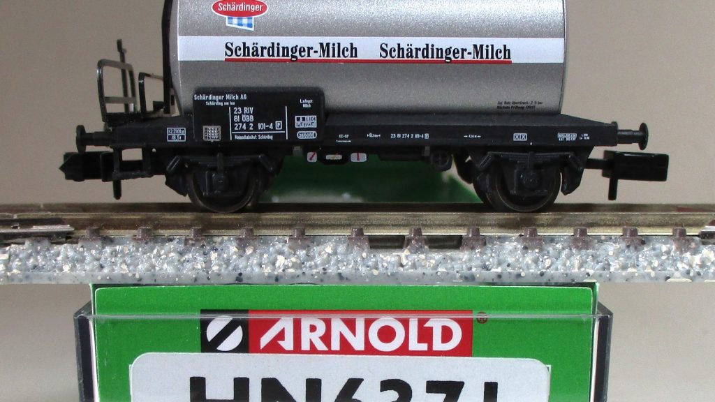 Arnold 6371 Kesselwagen/2-achs./BrB 'Schärdinger-Milch' ÖBB-4 silber