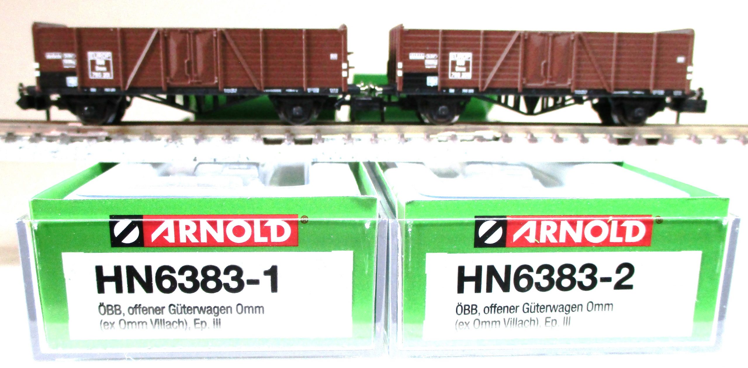 Arnold 6383 Güterwagen-Paar/2-achsig off. VILLACH ÖBB-3