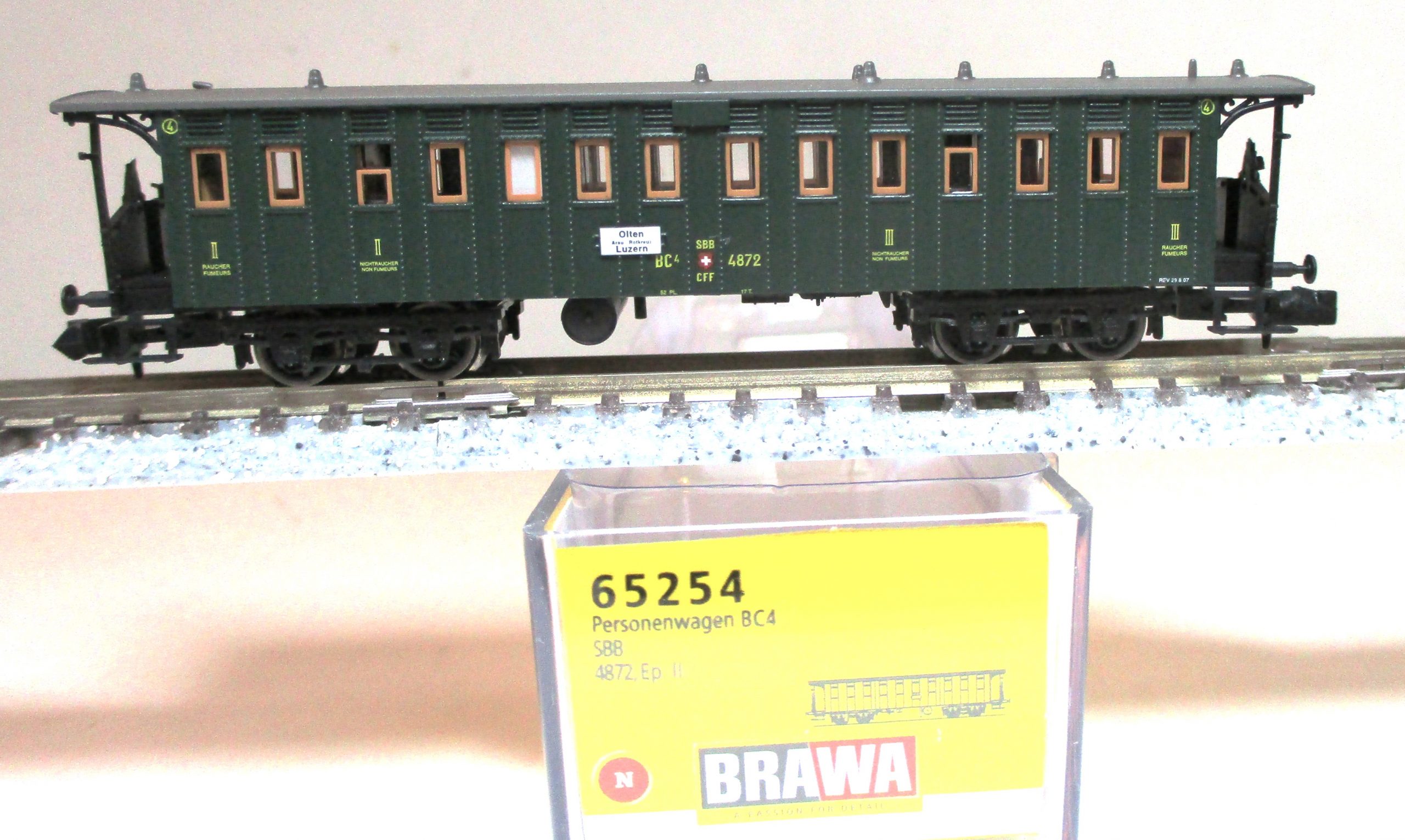 Brawa 65254 Historischer Personenwagen/4-achs. BC4 grün SBB-2