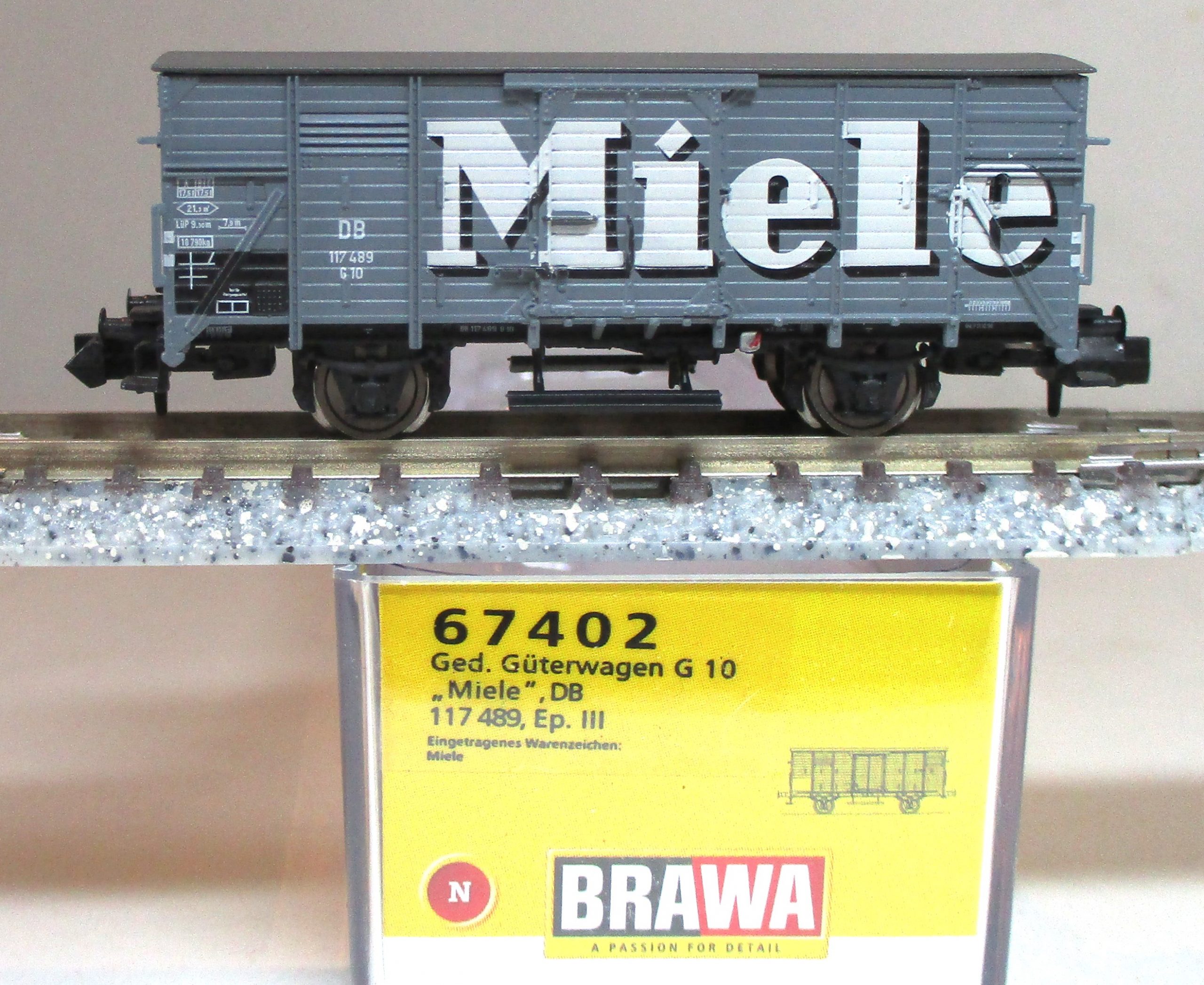 Brawa 67402 Gedeckter Güterwagen G10 'Miele' DB-3