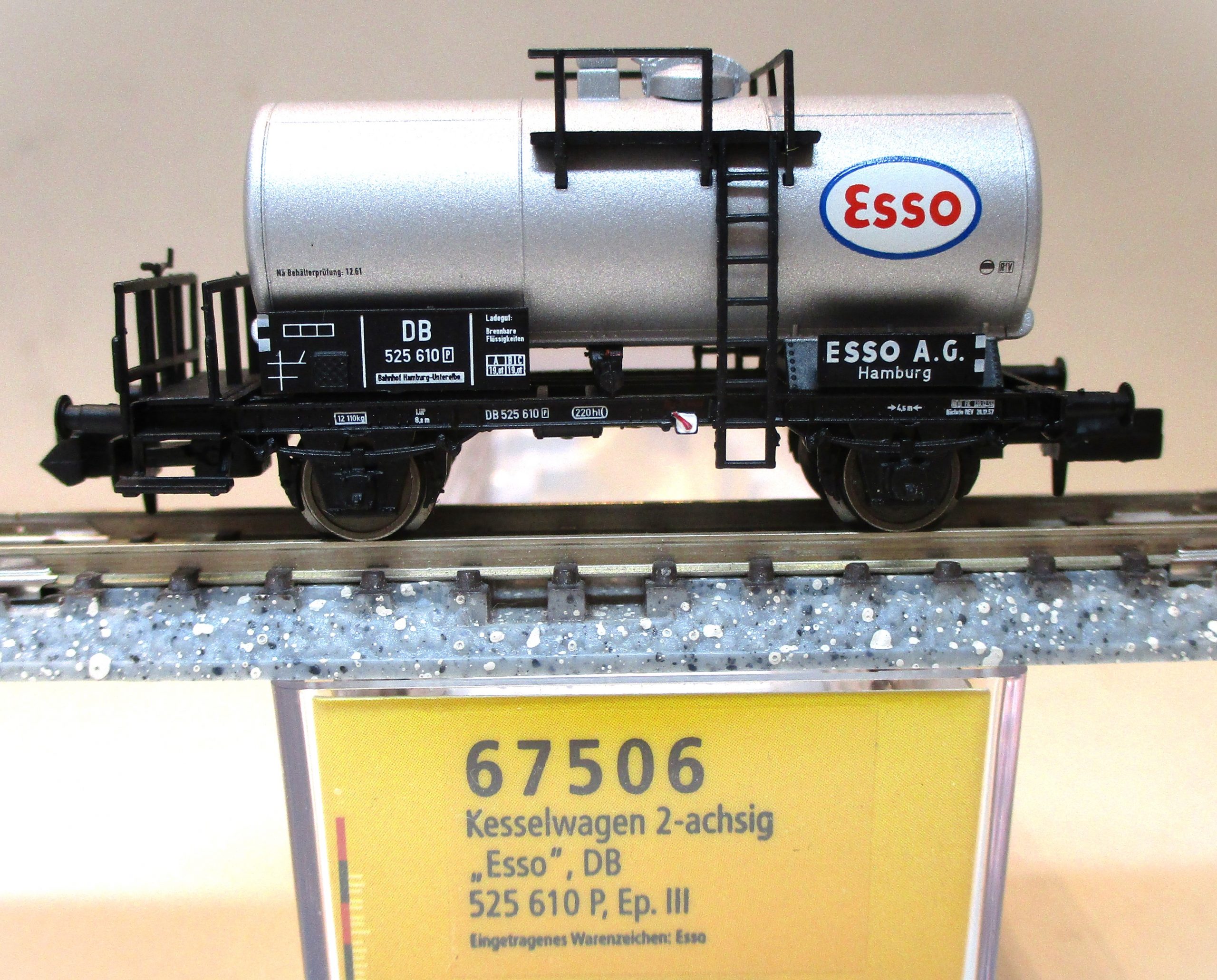 Brawa 67506 Kesselwagen/2-achs. 'Esso' DB-3