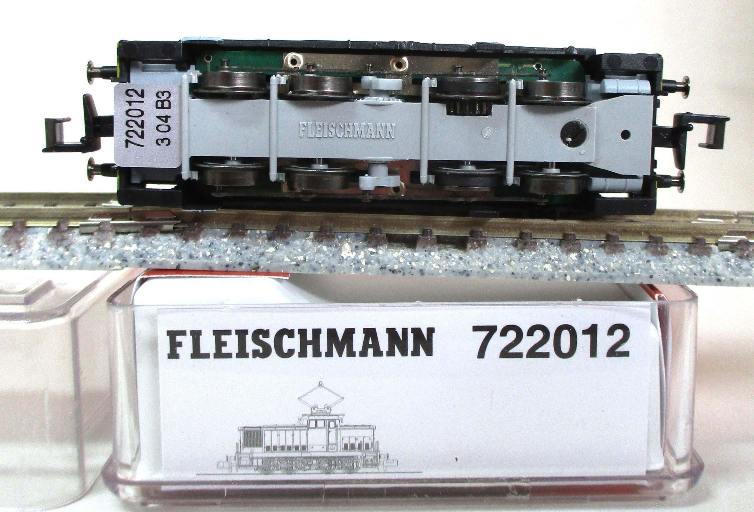 Fleischmann 722012 Ellok BR106.571 DR-4 orange DCC – Bild 2