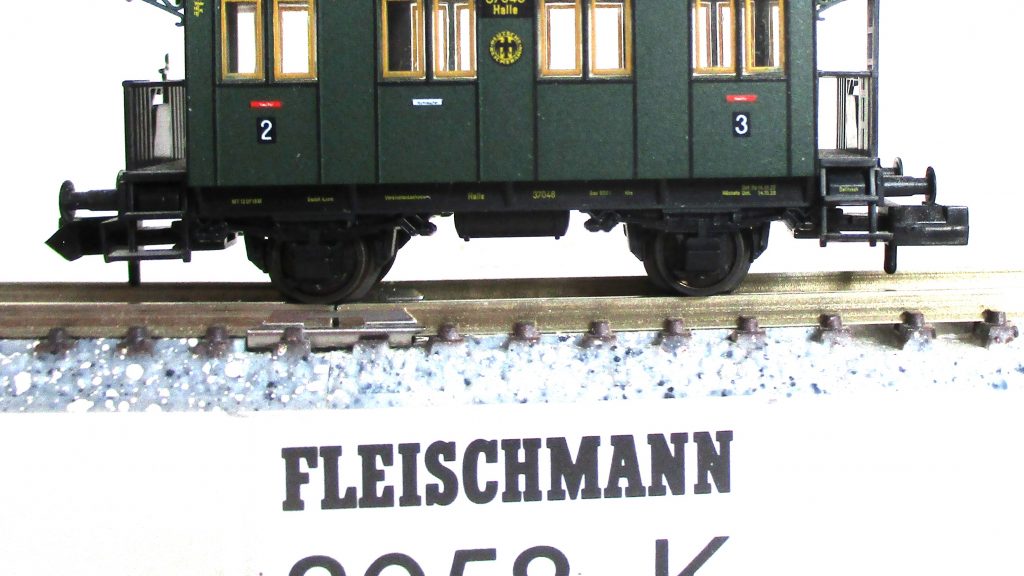 Fleischmann  8058  Personenwagen/2-achs. 2./3.Kl. grün DRG