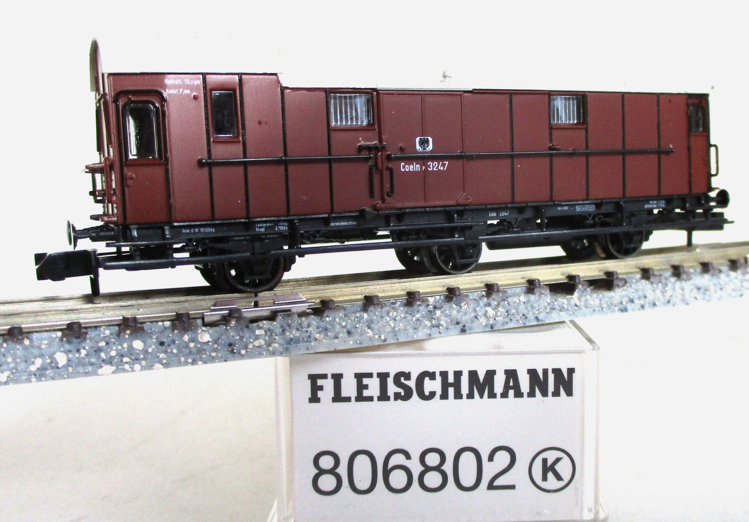 Fleischmann 806802 Gepäckwagen/3-achs. grün K.P.E.V.