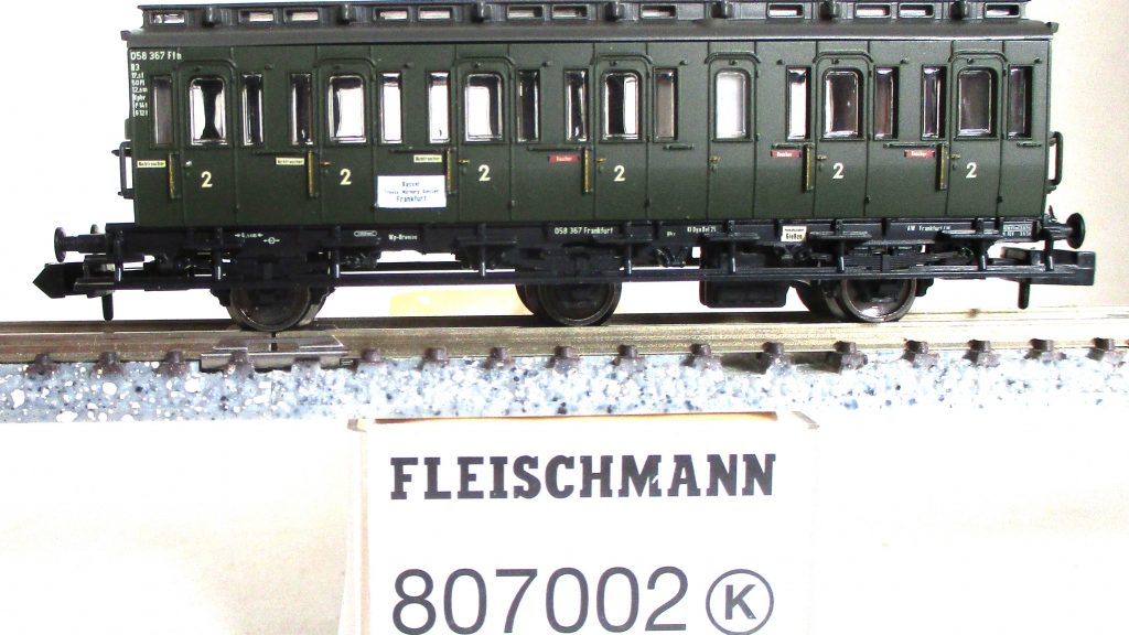 Fleischmann  807002  Abteilwagen/3-achs. C3-pr11 grün DB-3