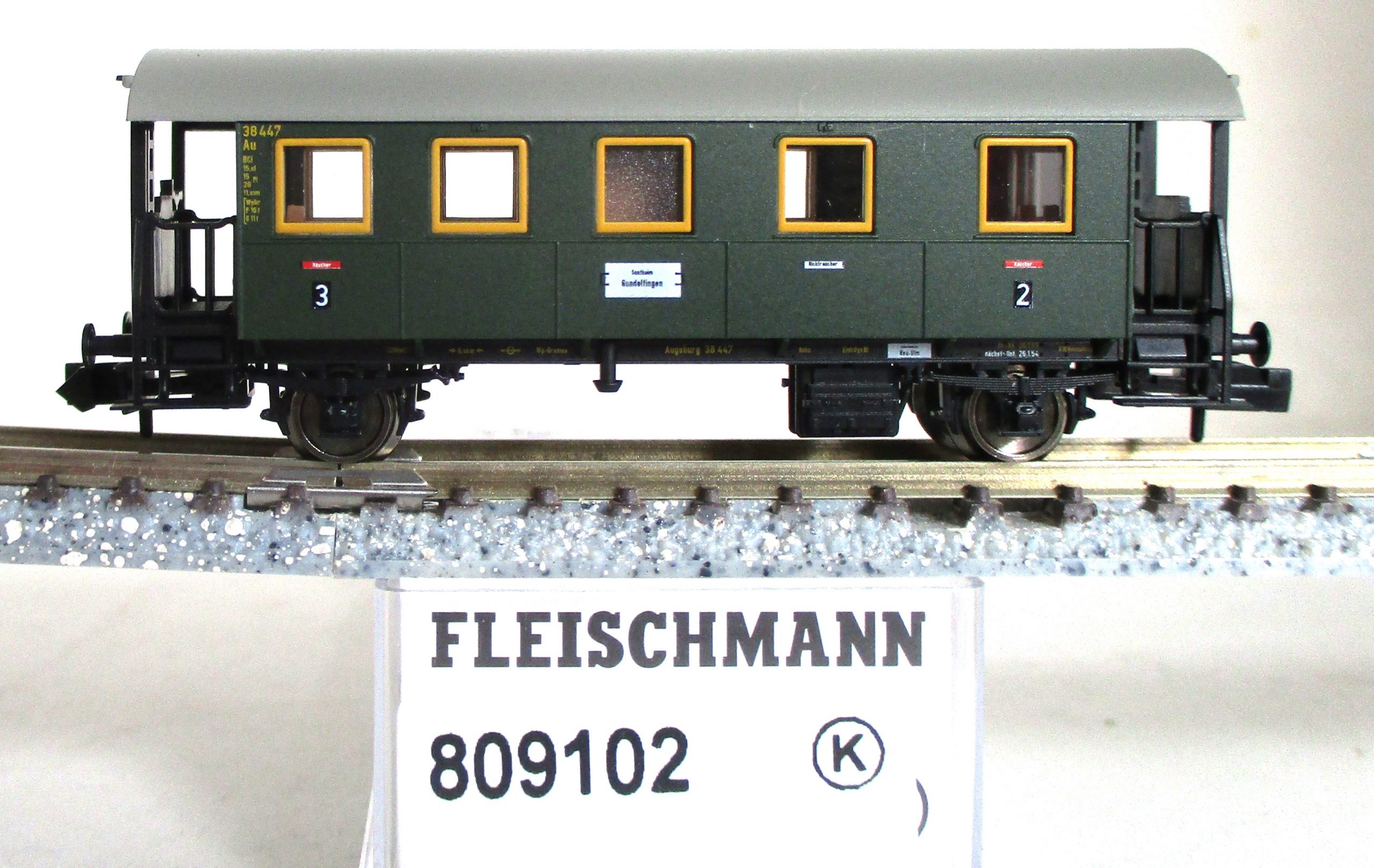 Fleischmann 809102 Personenwagen/2-achs. 2./3.Kl. Bci-bay10 grün DB-3
