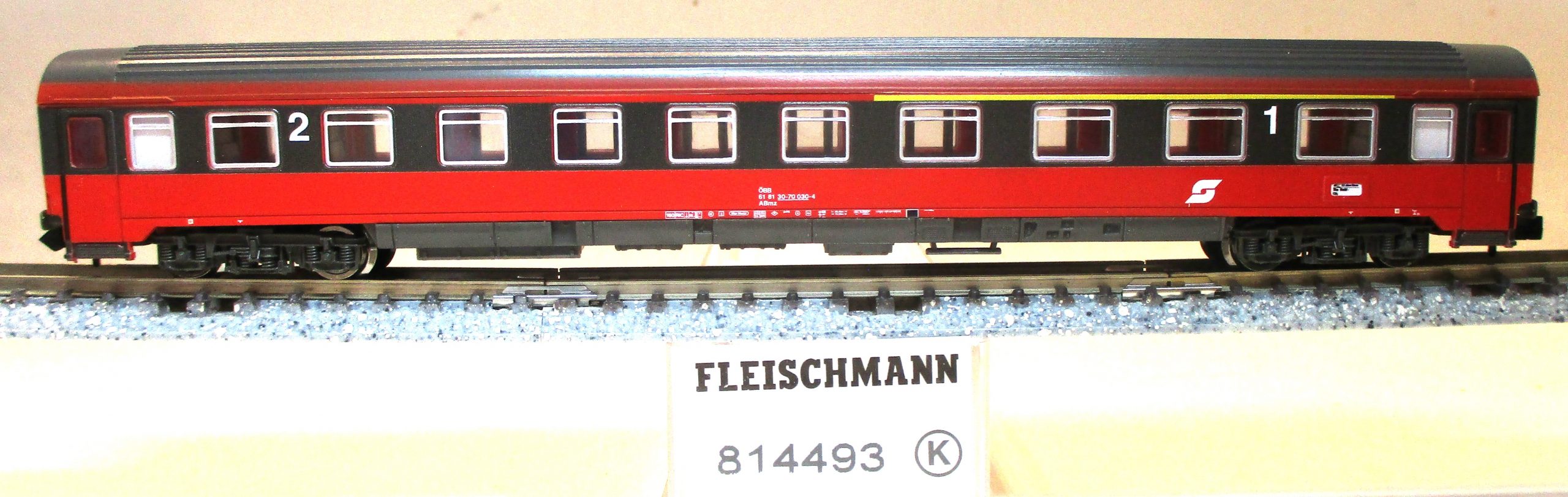 Fleischmann 814493 Eurofima-Reisezugwagen 1./2. Klasse Abmz rot/grau ÖBB-5