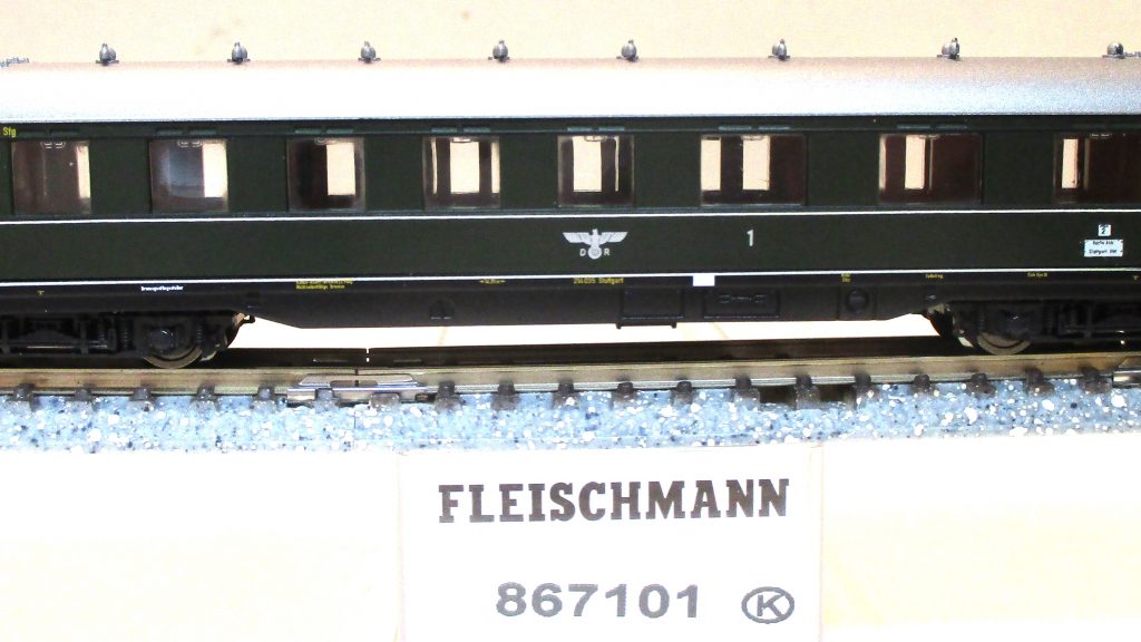 Fleischmann 867101 Schürzen-Schnellzugwagen ABC4ü grün DRG