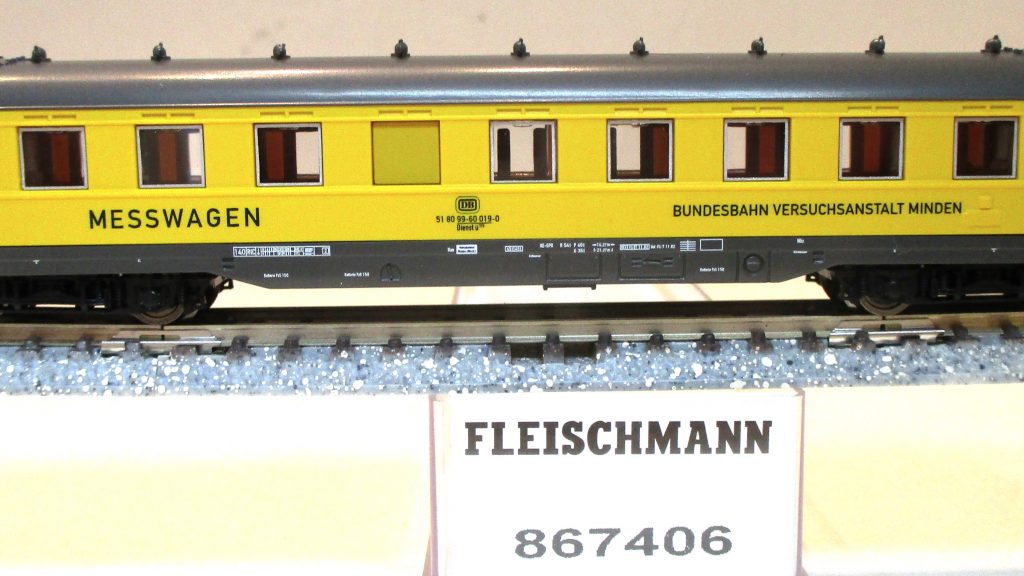 Fleischmann  867406  Schürzen-Messwagen 'Bundesbahn Versuchsanstalt Minden' gelb DB-4
