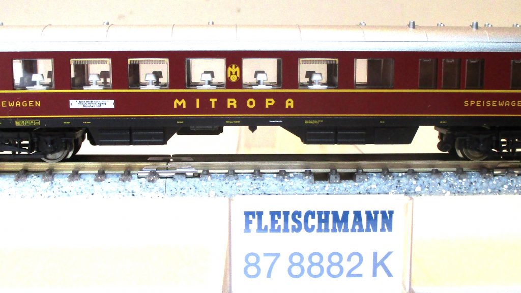 Fleischmann  888287  Schnellzug-Speisewagen WR4üe rot DRG