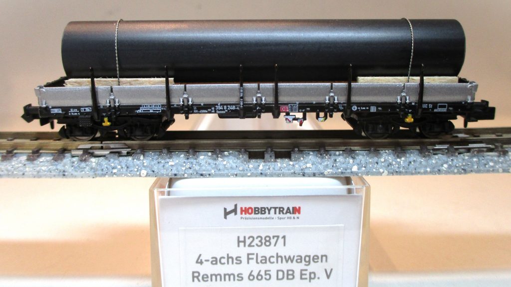 Hobbytrain 23871 Niederbordwagen/4-achs. DBAG-5 mit Rohr