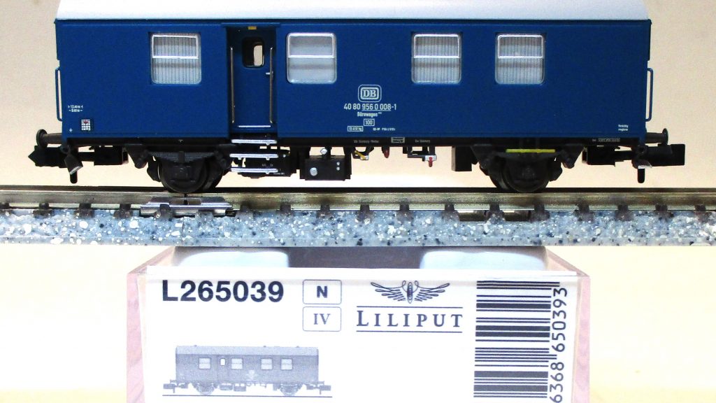 Liliput  265039  Bahndienst-Bürowagen/2-achs. türkis DB-4