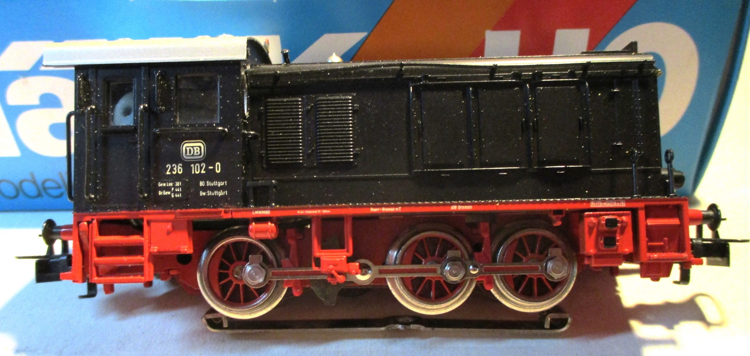 Märklin 3146 Diesellok BR236.102 schwarz DB-4 ANALOG – Bild 3