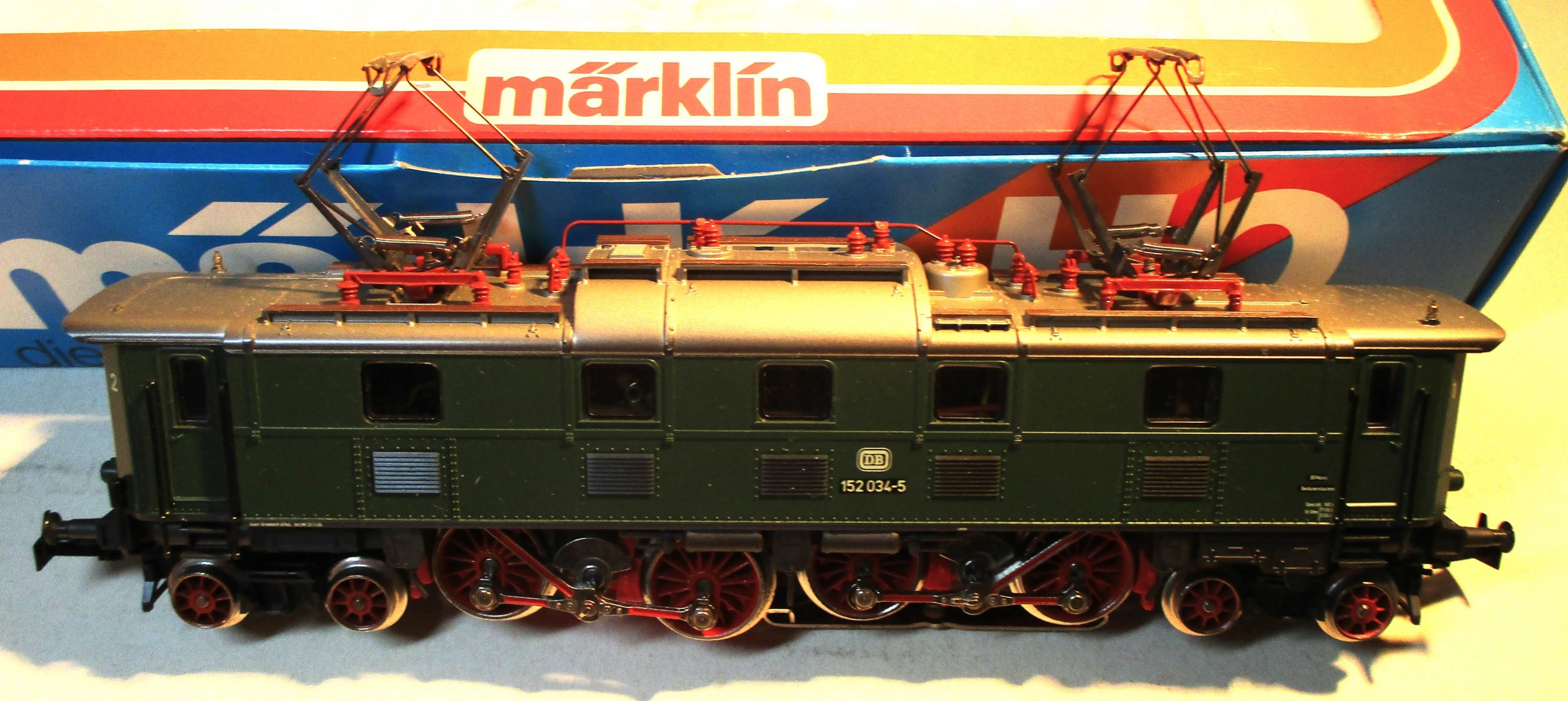 Märklin 3366 Ellok BR152 grün DB-4 ANALOG – Bild 2