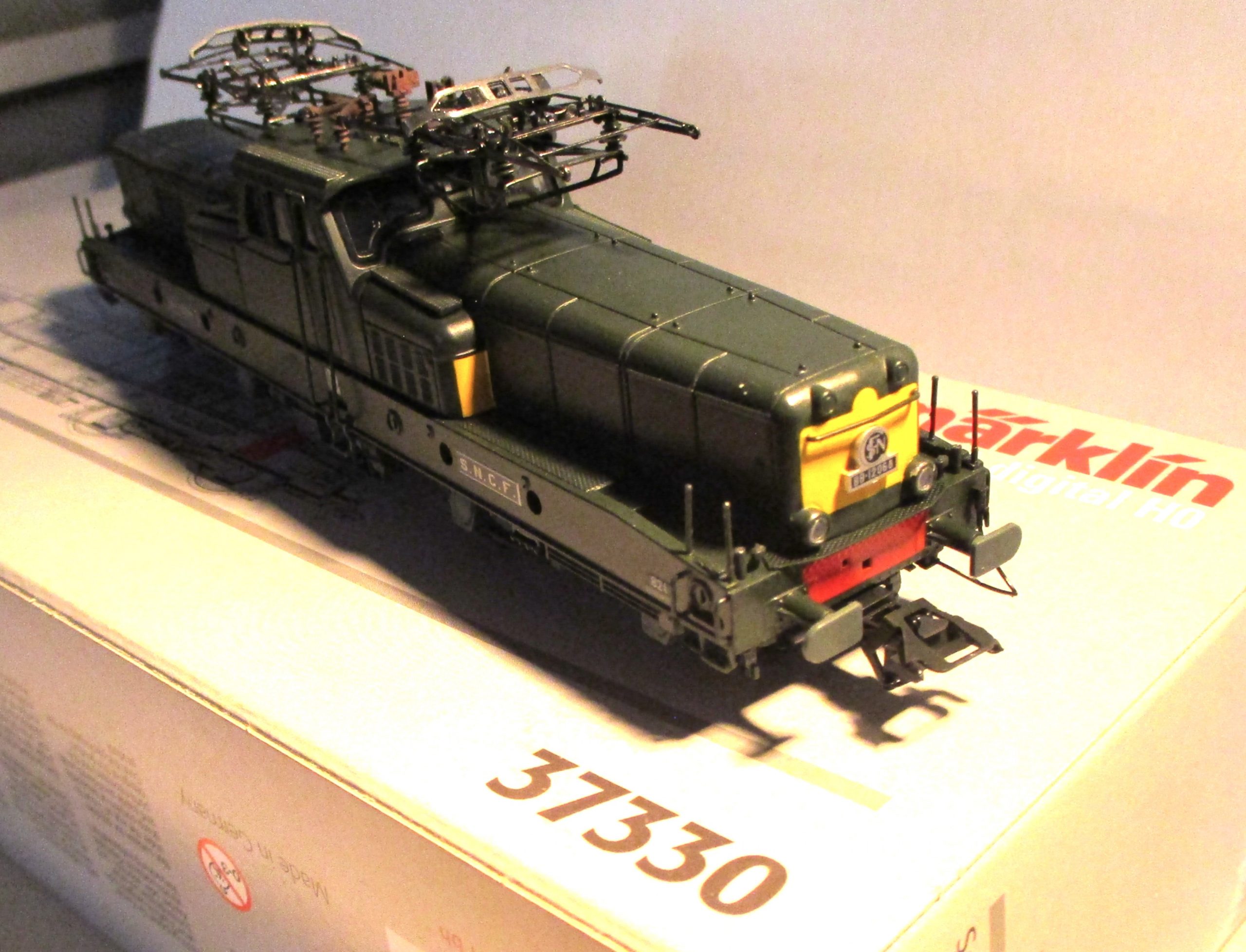 Märklin 37330 Ellok BR BB12068 SNCF-4 grün DIGITAL – Bild 2