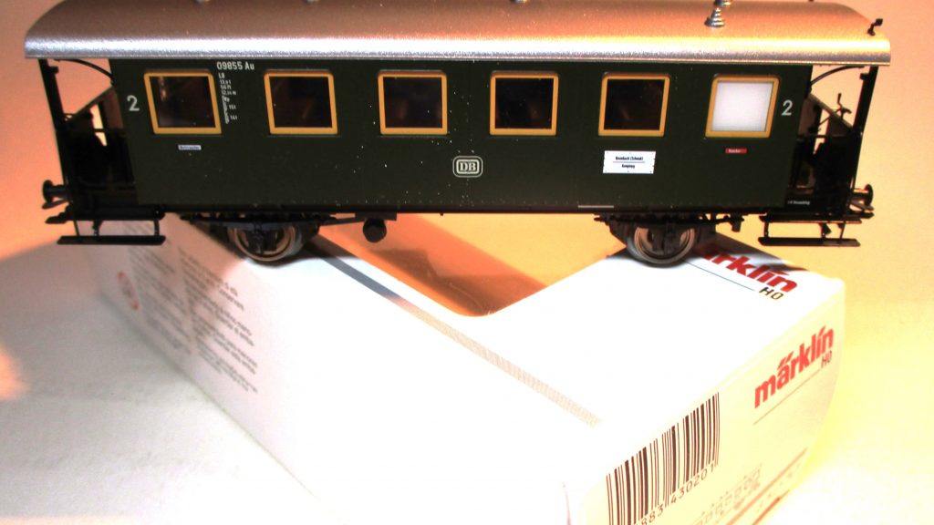 Märklin 43020 Personenwagen/2-achs. Bayerische Bauart. 2. Kl. grün DB-3