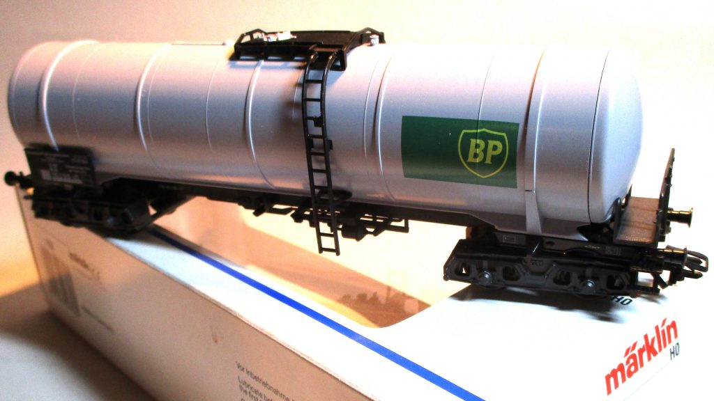 Märklin 4758 Kesselwagen/4-achs. BP grau DB-4/5