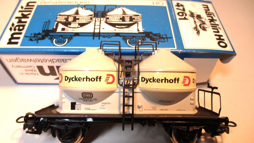 Märklin 4761 Behälterwagen/2-achs. Ucs Dyckerhoff weiß DB-4