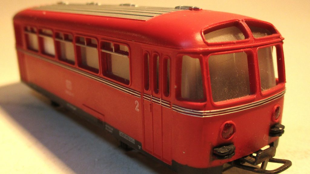 Märklin 4018 Schienenbus-Beiwagen BR995 rot DB-4