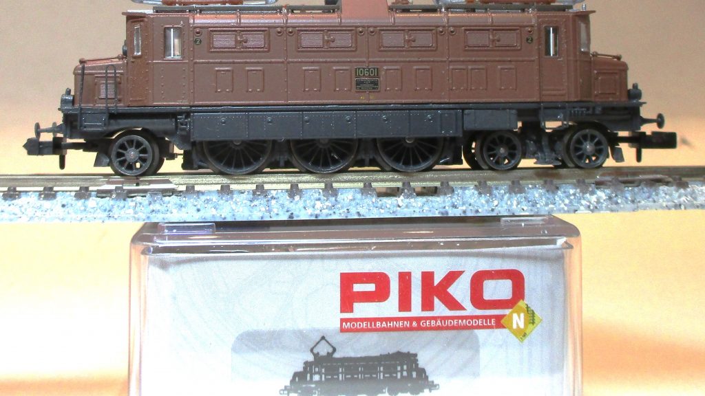 Piko 40320 Ellok BR Ae3/6 BLS-3 braun DCC