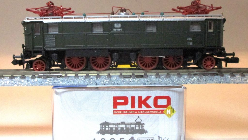 Piko 40350 Ellok BR116.008 DB-4 grün DCC