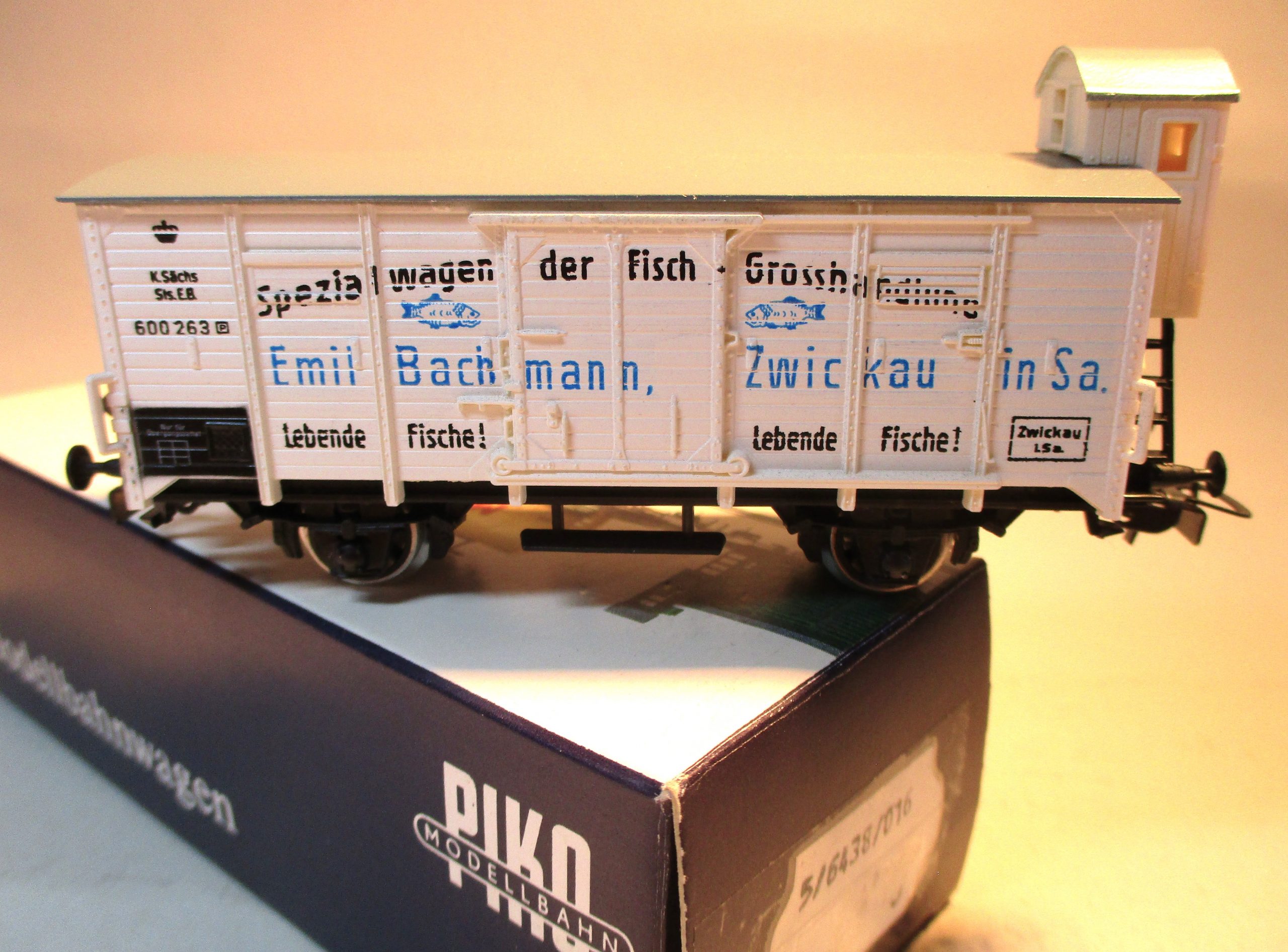 Piko 5-6438-016 Kühlwagen/2-achs./BrH weiß SACHSEN Ep-1