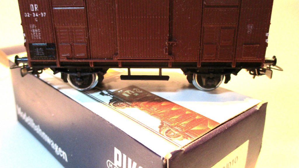 Piko 5-6448-010 Güterwagen/2-achs. ged. G10 braun DR-3