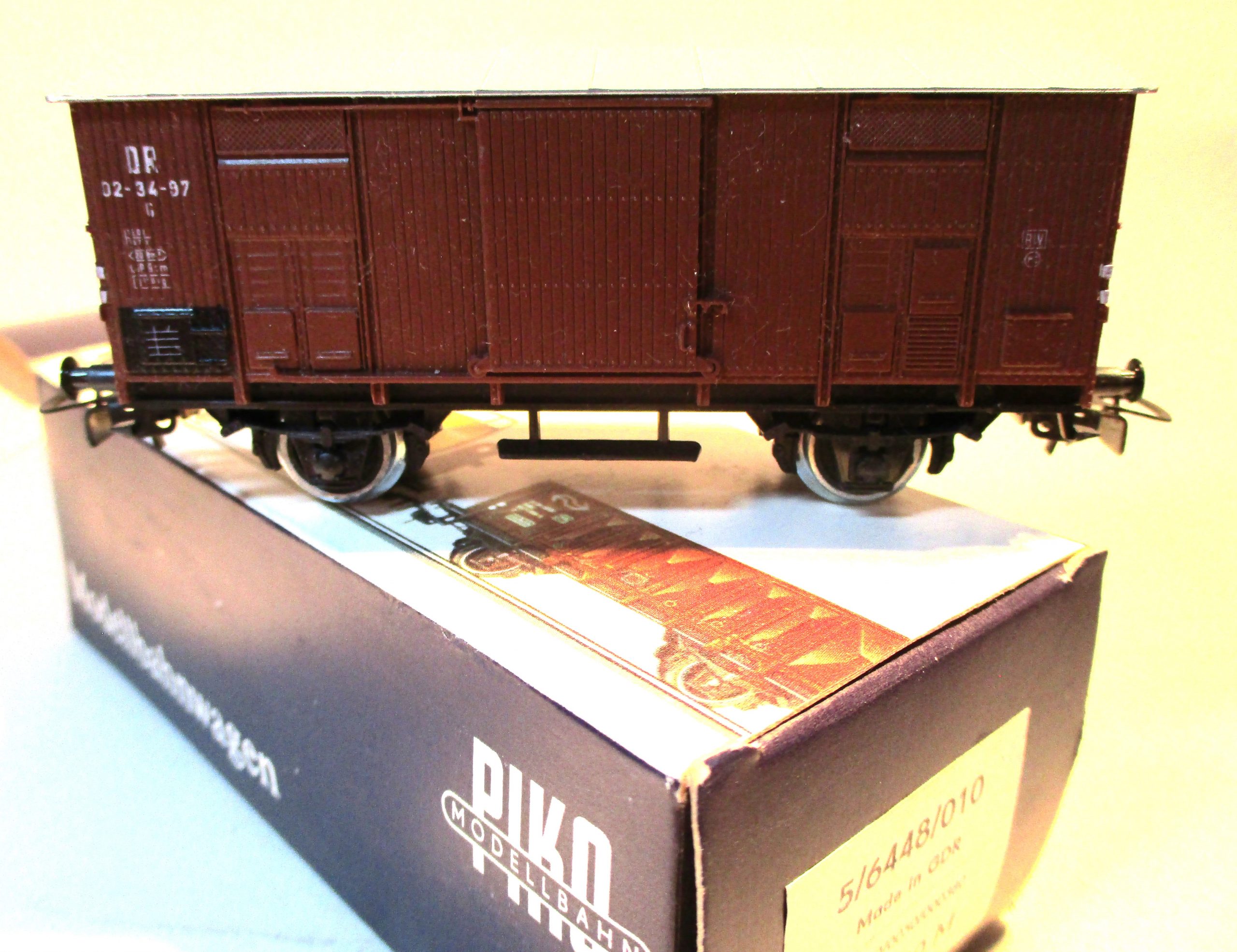 Piko 5-6448-010 Güterwagen/2-achs. ged. G10 braun DR-3