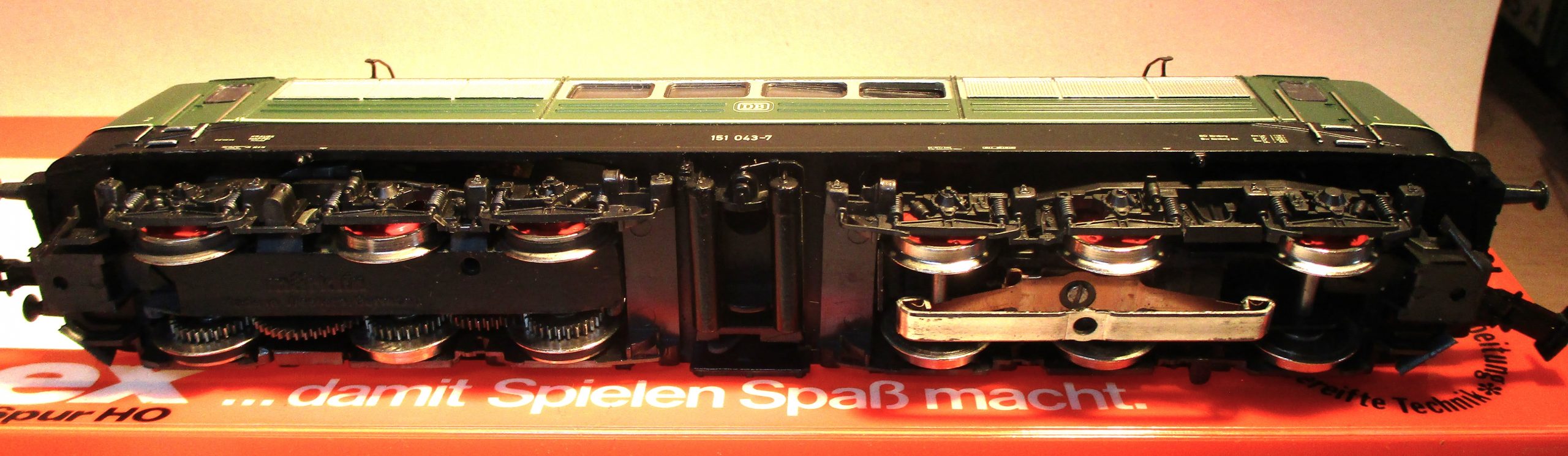 Primex 3195 Ellok BR151.043 grün DB-4 ANALOG – Bild 2