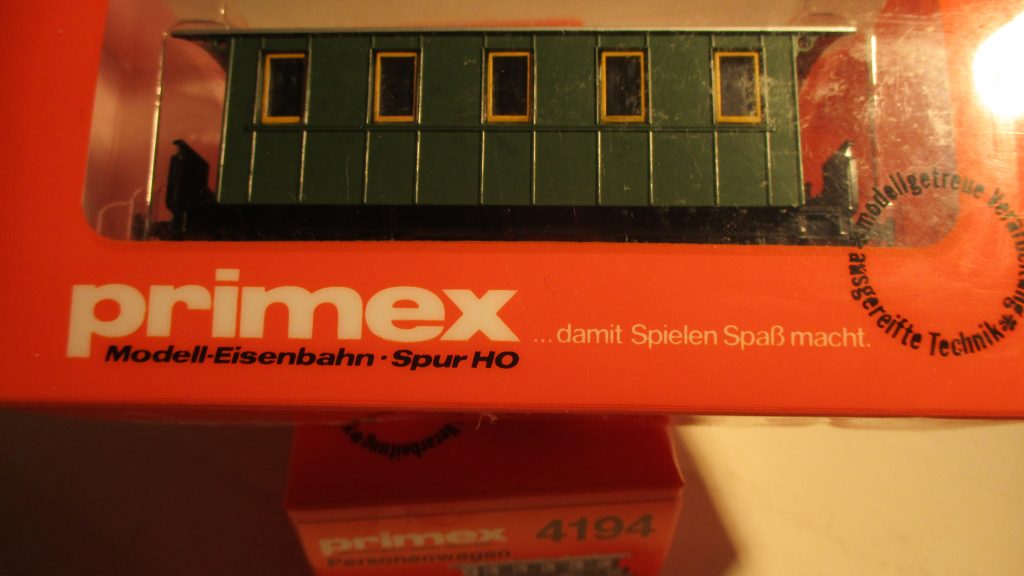 Primex 4194 Personenwagen/2-achs. grün Privatbahn grün