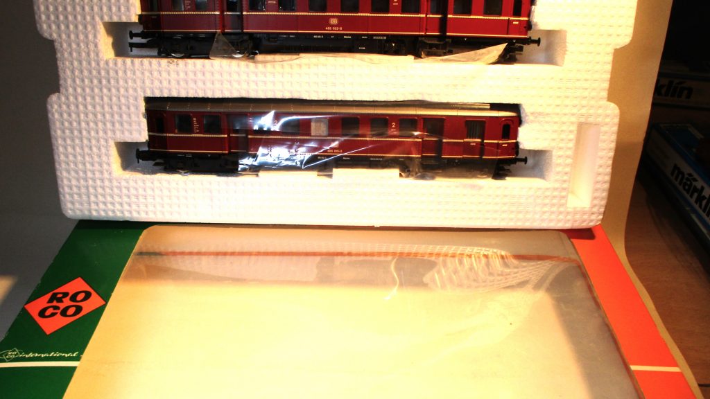 Roco 14148 Elektro-Triebzug BR485/885 rot DB-4 2-tlg. für Märklin-ANALOG