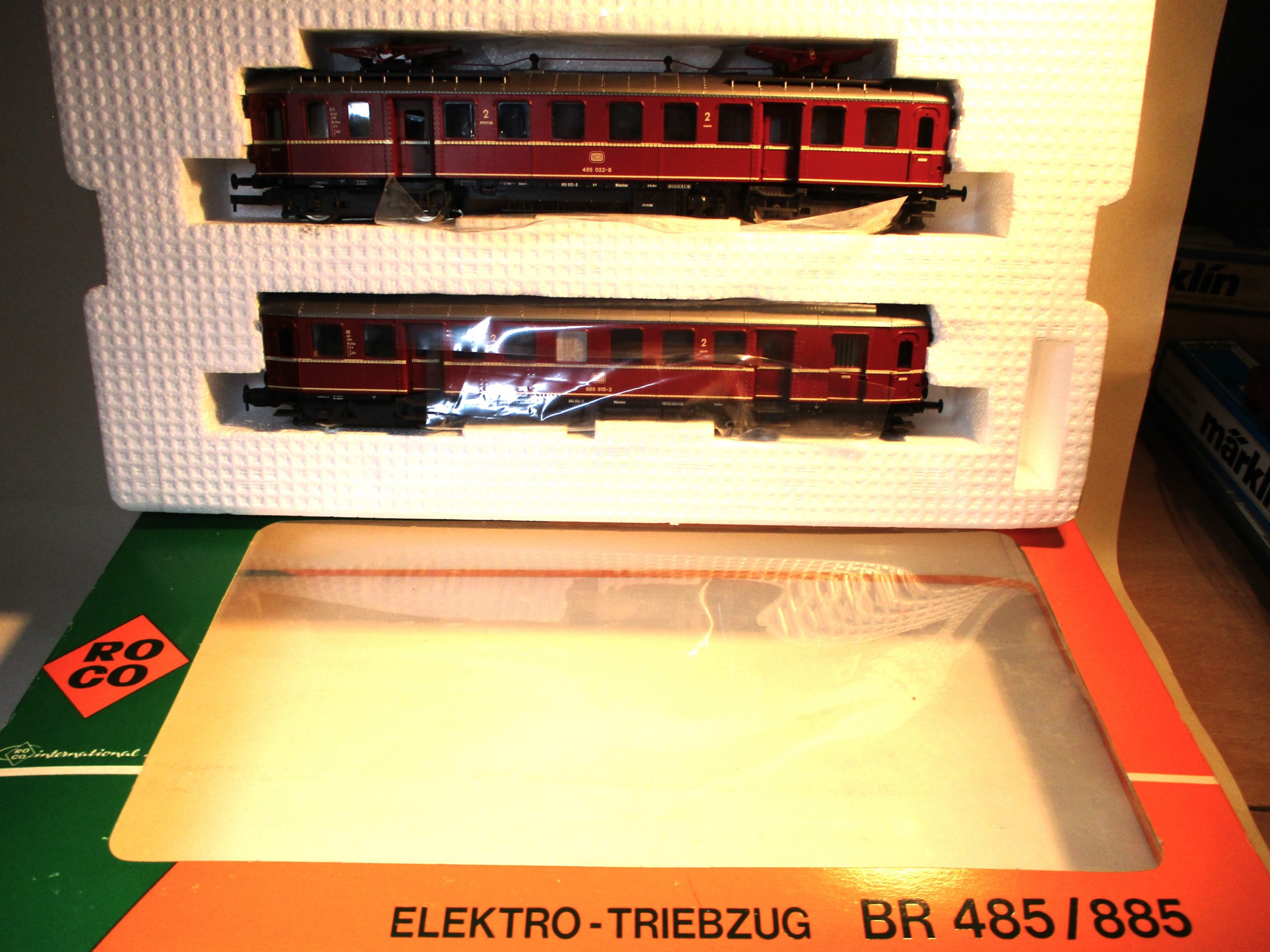 Roco 14148 Elektro-Triebzug BR485/885 rot DB-4 2-tlg. für Märklin-ANALOG
