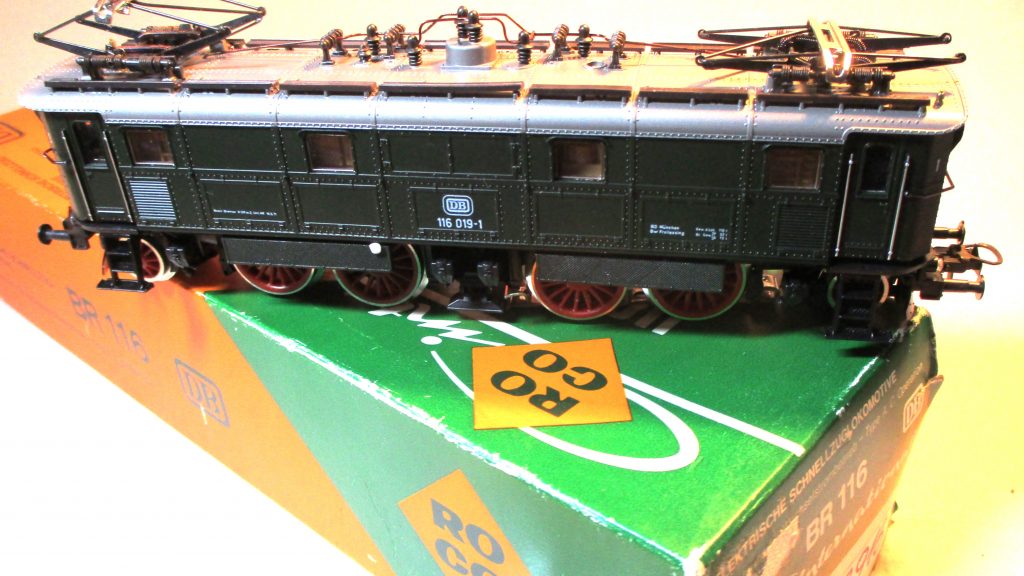 Roco 43916(14143) Ellok BR116.019 grün DB-4 für Märklin-ANALOG