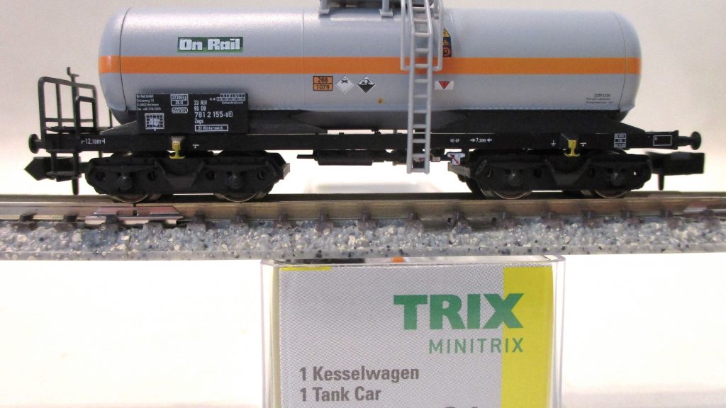 Minitrix  15414-01  Kesselwagen/4-achs./BrB 'OnRail' grau DB-4 #1