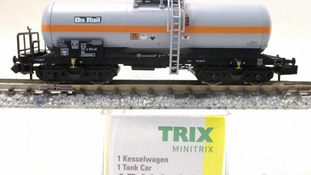 Minitrix  15414-03  Kesselwagen/4-achs./BrB 'OnRail' grau DB-4 #3