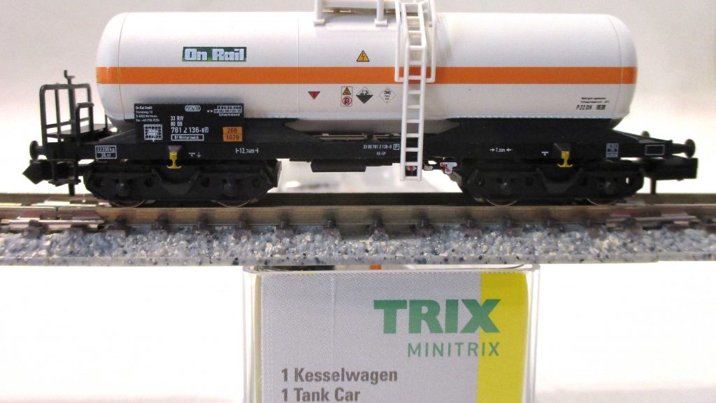 Minitrix  15414-06  Kesselwagen/4-achs./BrB 'OnRail' weiß DB-4 #3
