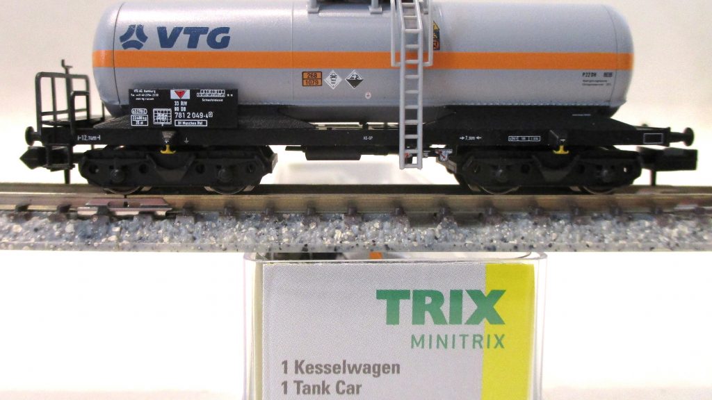 Minitrix  15414-08  Kesselwagen/4-achs./BrB 'VTG' grau DB-4 #2