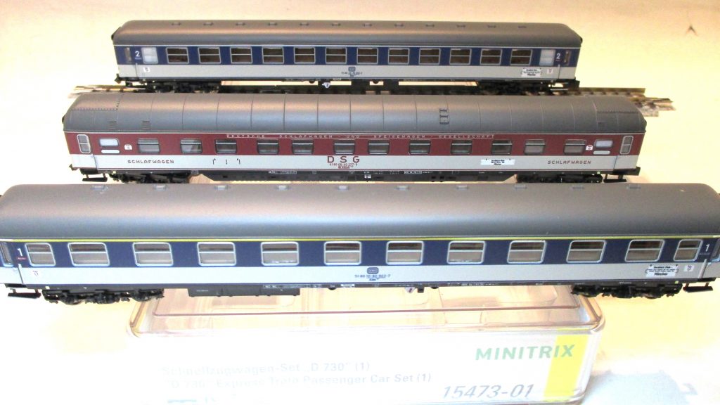 Minitrix  15473  Pop-Schnellzugwagen-Set 5-verschiedene Wagen in div.Farben DB-4