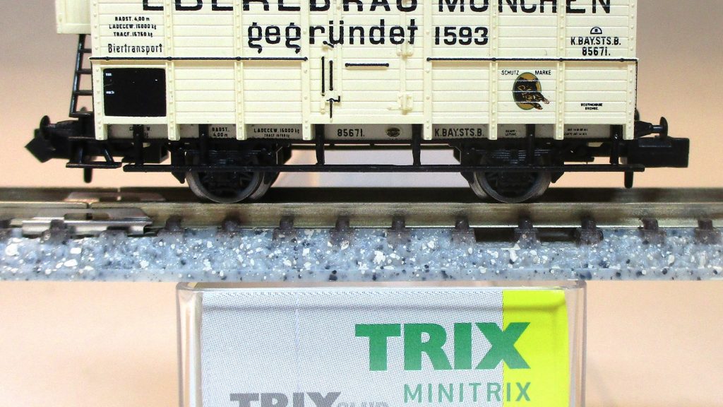 Minitrix  15954  Güterwagen/2-achs./BrH 'Club-JW-2014' 'Eberlbräu' weiß K.Bay.St.B.