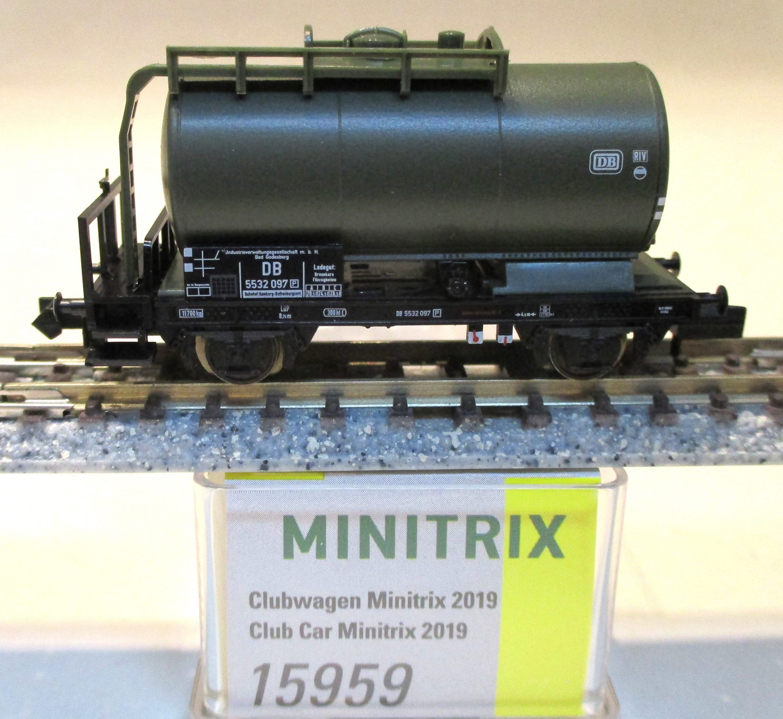 Minitrix 15959 Kesselwagen/2-achs./BrB 'Club-JW-2019 'Industrieverwaltungsgesellschaft-Godesberg' grün DB-4