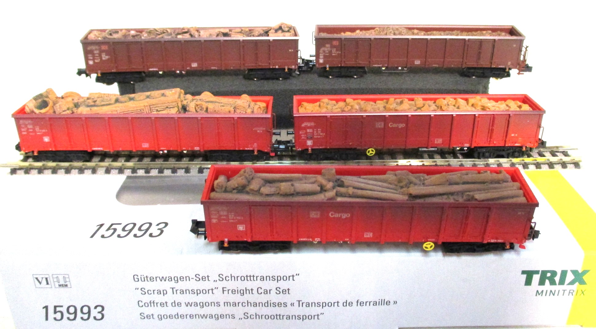 Minitrix 15993 EAOS-Wagenset/4-achs. DBAG mit Schrottladung 5-tlg. – Bild 2