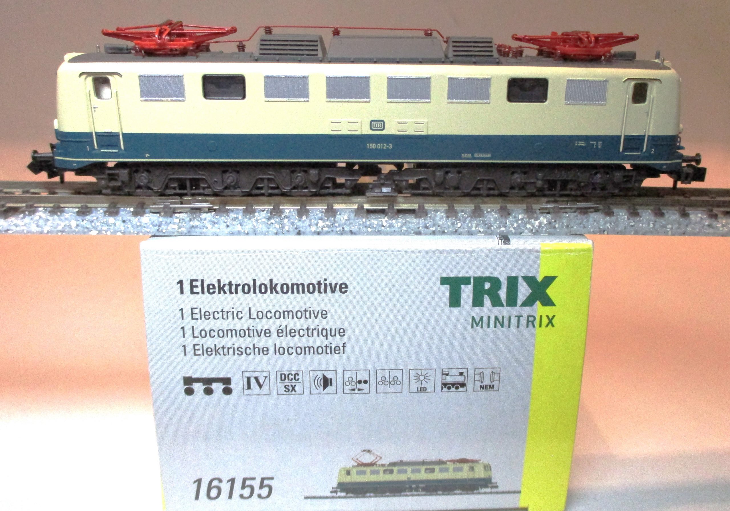 Minitrix 16155 Ellok BR150.012 DB-4 beige/türkis SOUND