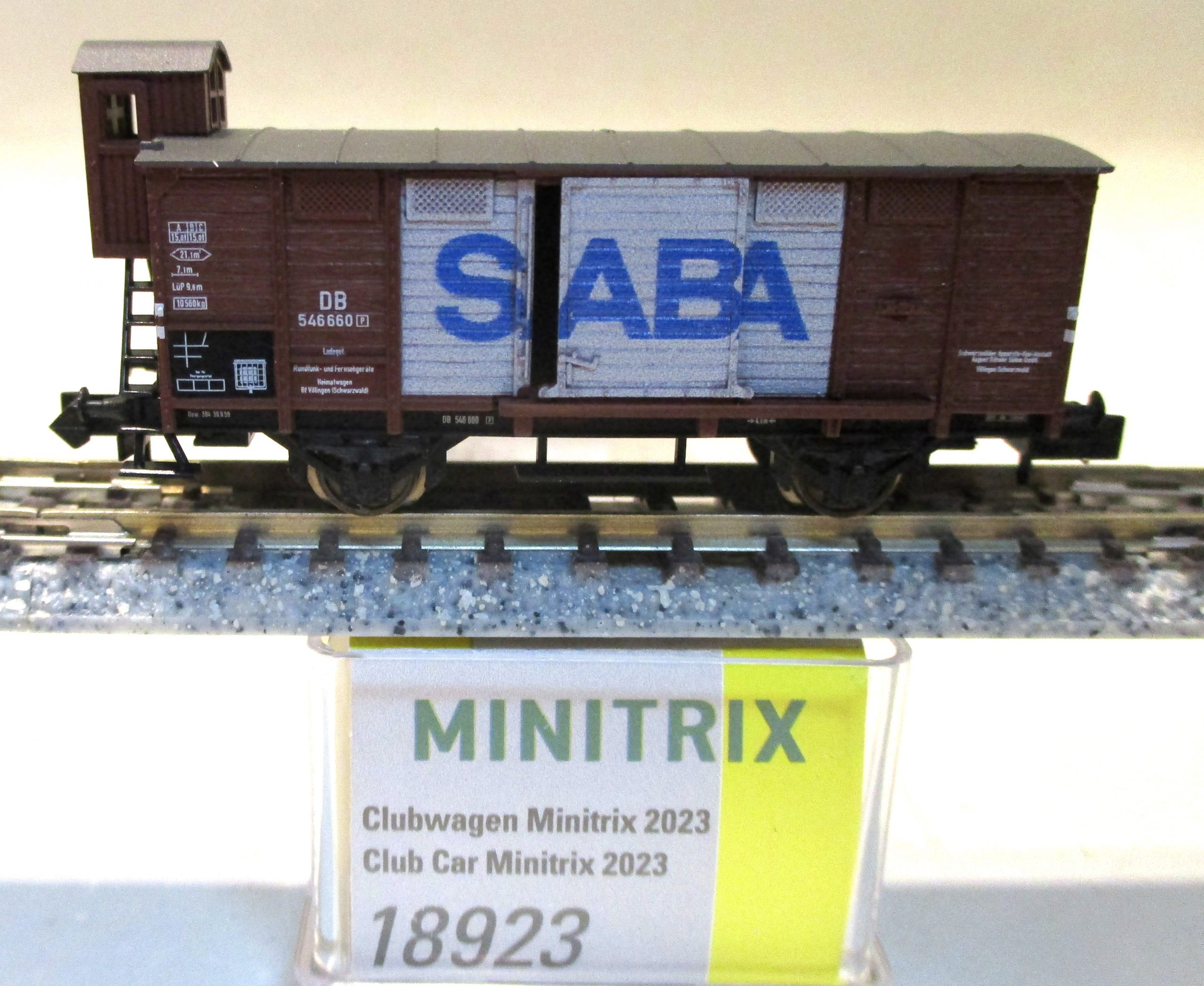 Minitrix 18923 Güterwagen/2-achs./BrH 'Club-JW-2023' 'SABA' braun DB-3